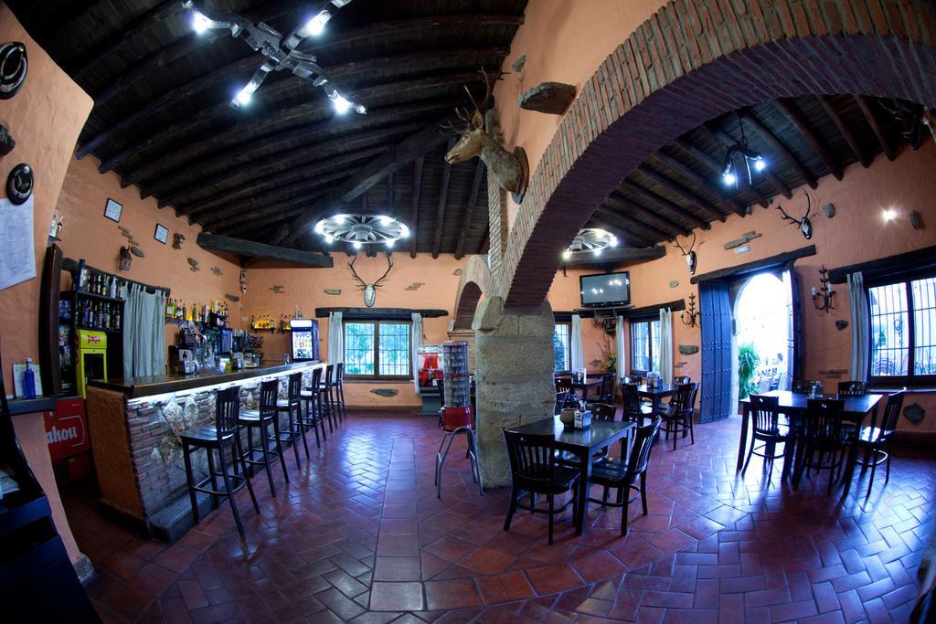 Complejo Rural El Prado Hotell Logrosán Eksteriør bilde
