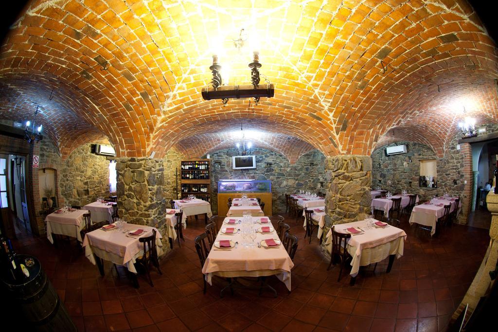 Complejo Rural El Prado Hotell Logrosán Eksteriør bilde