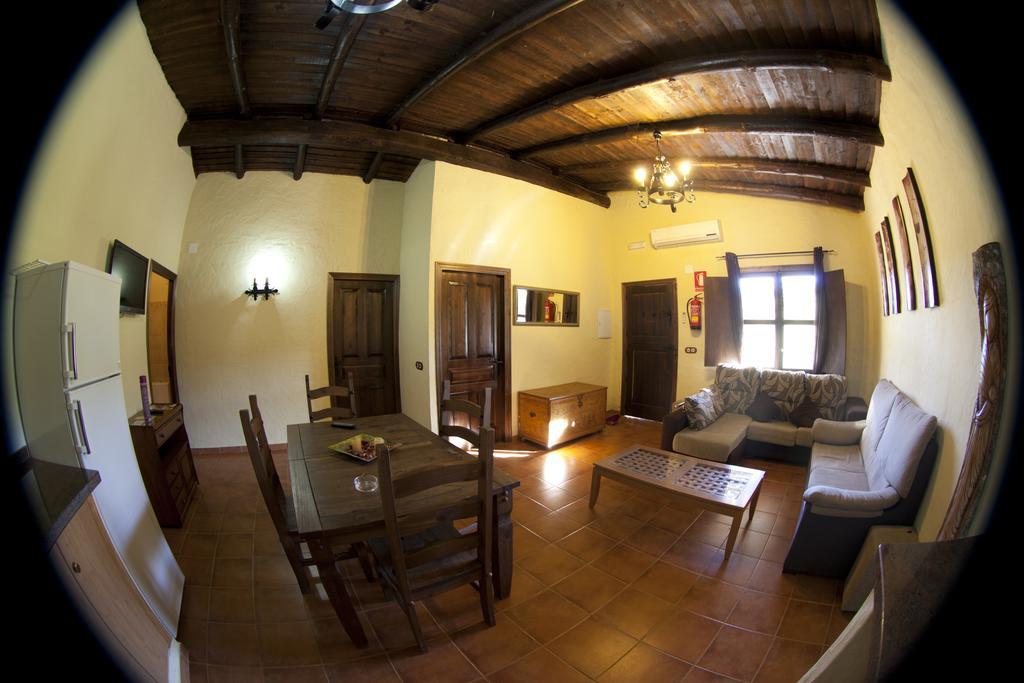 Complejo Rural El Prado Hotell Logrosán Eksteriør bilde