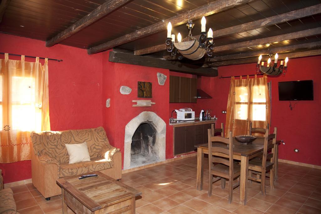 Complejo Rural El Prado Hotell Logrosán Eksteriør bilde