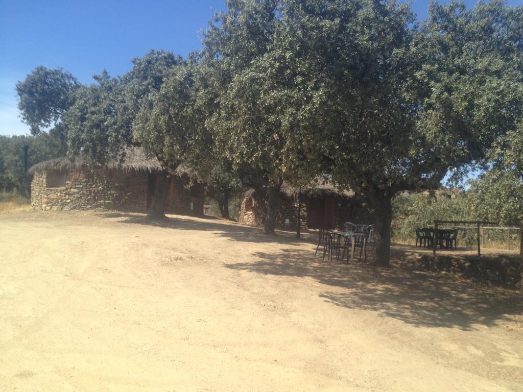 Complejo Rural El Prado Hotell Logrosán Eksteriør bilde